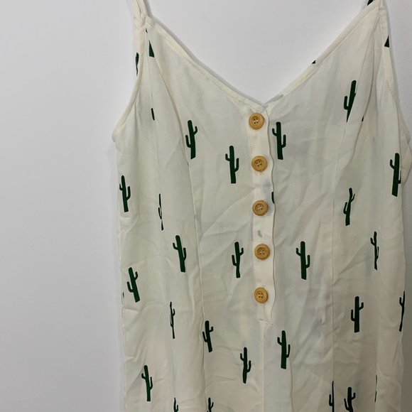 Show me your mumu Remy cacti print gauze romper Size Medium NWOT - Picture 4 of 6